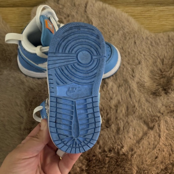 Air Jordan 1 Mid - Picture 5 of 5